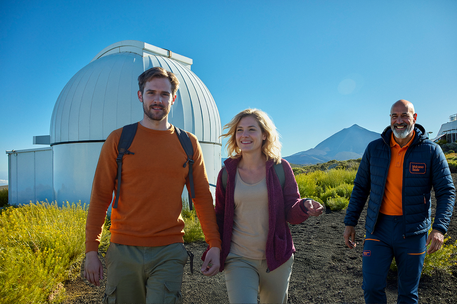 Visitors enjoying the world’s largest solar observatory Visitors enjoying the world’s largest solar observatory